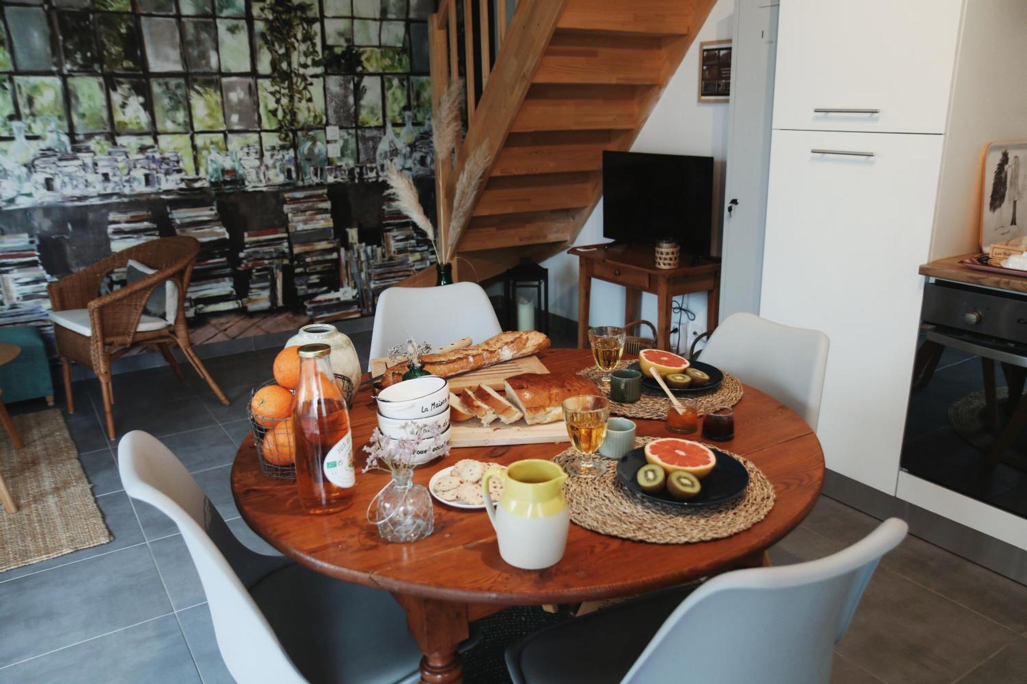 Le Clos Poulain Petits Gites De Charme Et Chambres D'Hotes Familiales Au Calme Proche Bayeux Et Des Plages Nonant 외부 사진